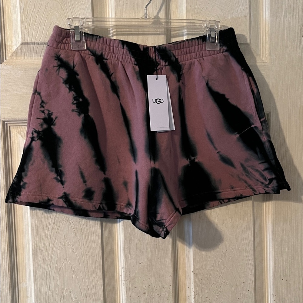 UGG Women's Noni Trendy Tie Dye Pink/Black Brushed Fleece Athletic Shorts Size M